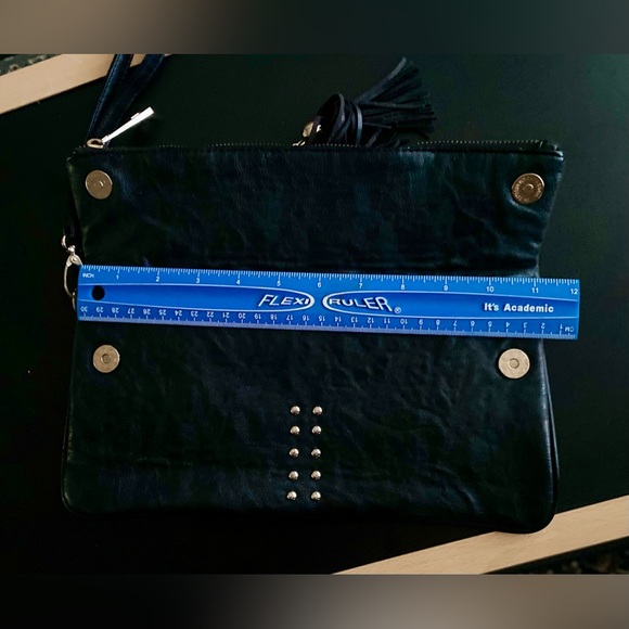 Cache clutch leather tassel  zipper - Picture 11 of 12